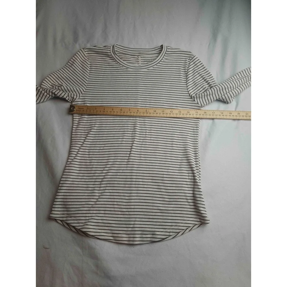 American Eagle T-Shirt Womens L Striped Soft Academia Quiet Luxury Preppy Chic